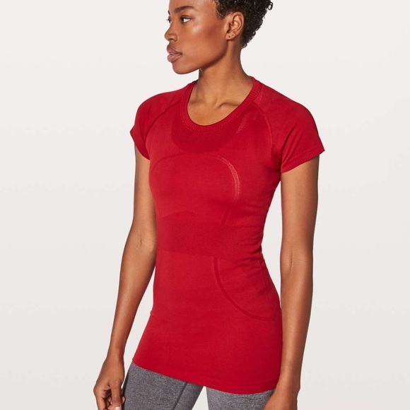 Lululemon swiftly tech short sleeve dark red tee size 12